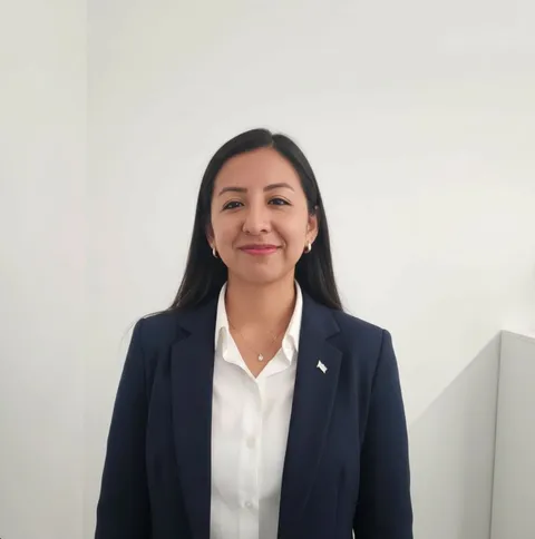 Diana Valeria Paucar Bernardo